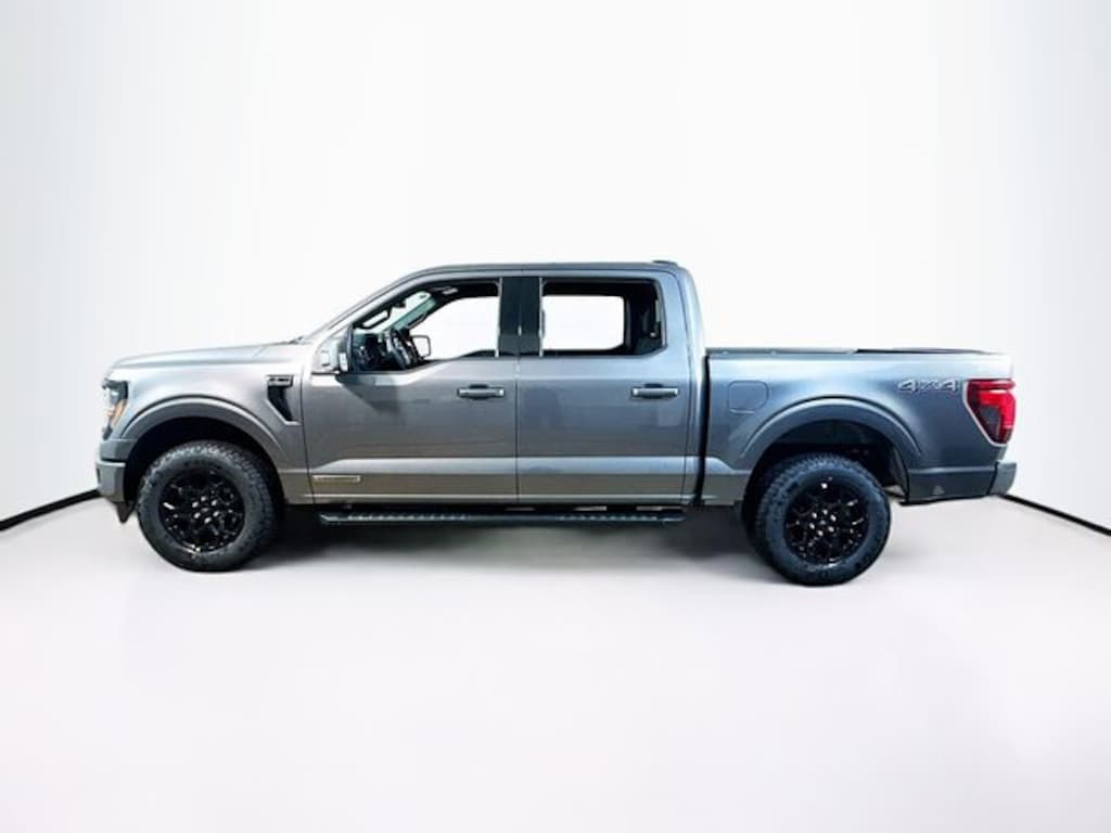 New 2025 Ford F-150 XLT Truck SuperCrew Cab