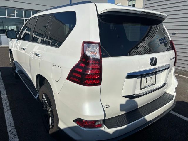 2020 Lexus GX 460 Premium photo 3
