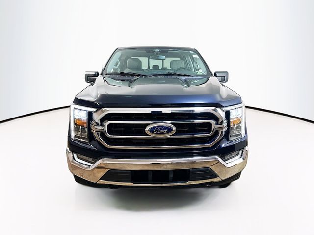 2022 Ford F-150 XLT photo 2
