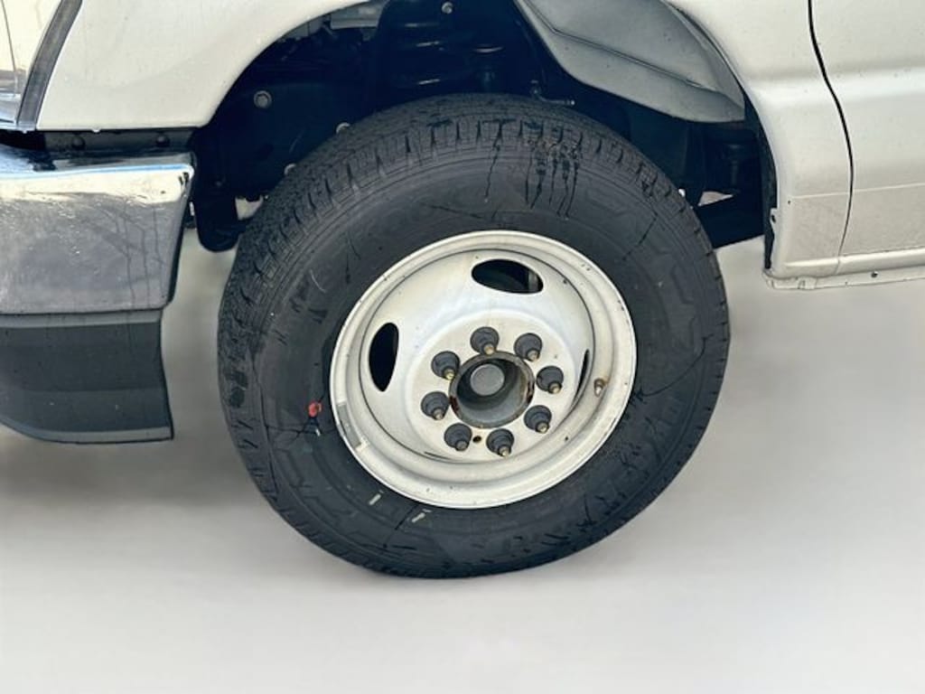 New 2027 Ford E-350 Cutaway Base Truck