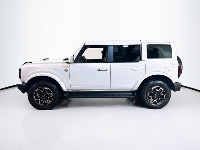 2025 Ford Bronco Outer Banks photo 3