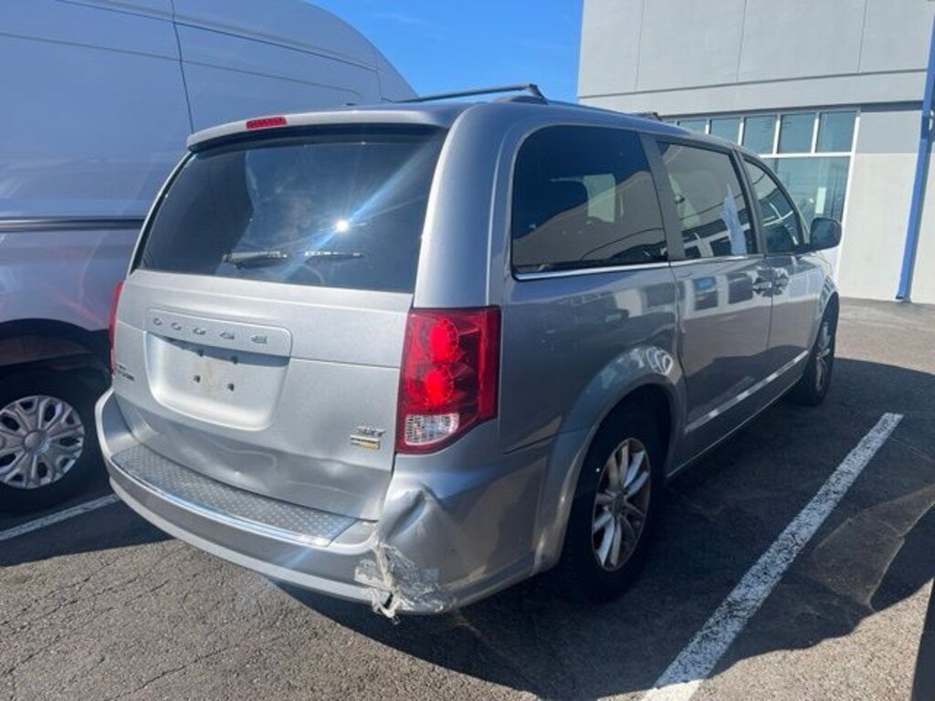 Used 2019 Dodge Grand Caravan SXT Van Passenger Van