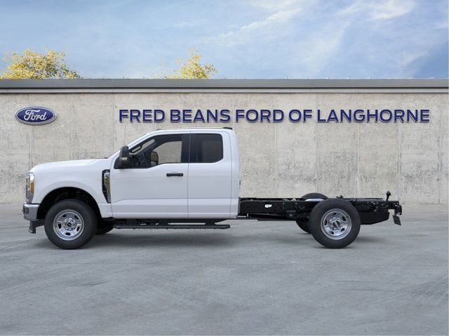 2026 Ford F-350 XL photo 4