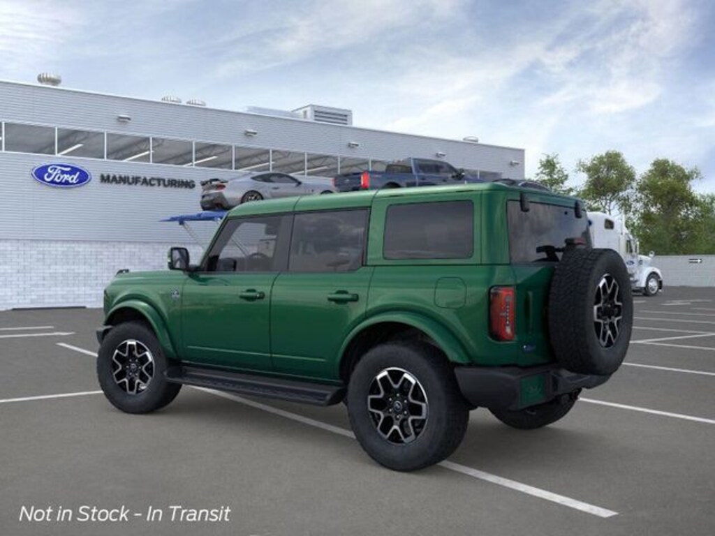 New 2025 Ford Bronco Outer Banks SUV