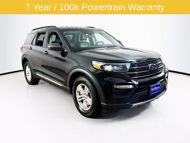 2023 Ford Explorer XLT 4WD's photo