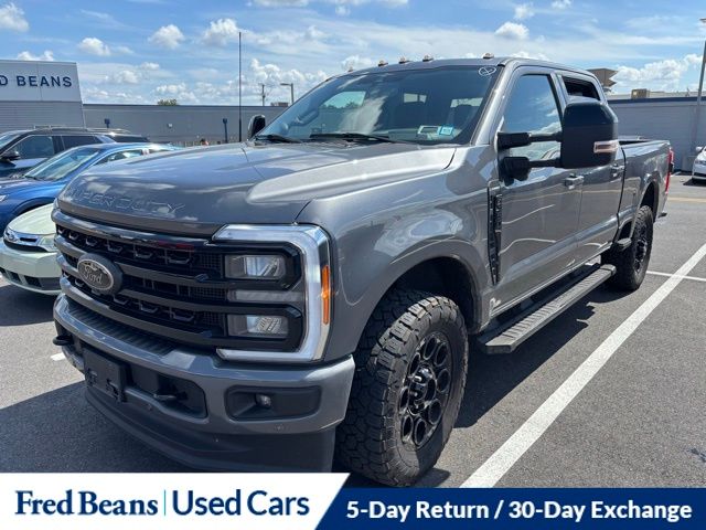 2023 Ford F-350 photo 2