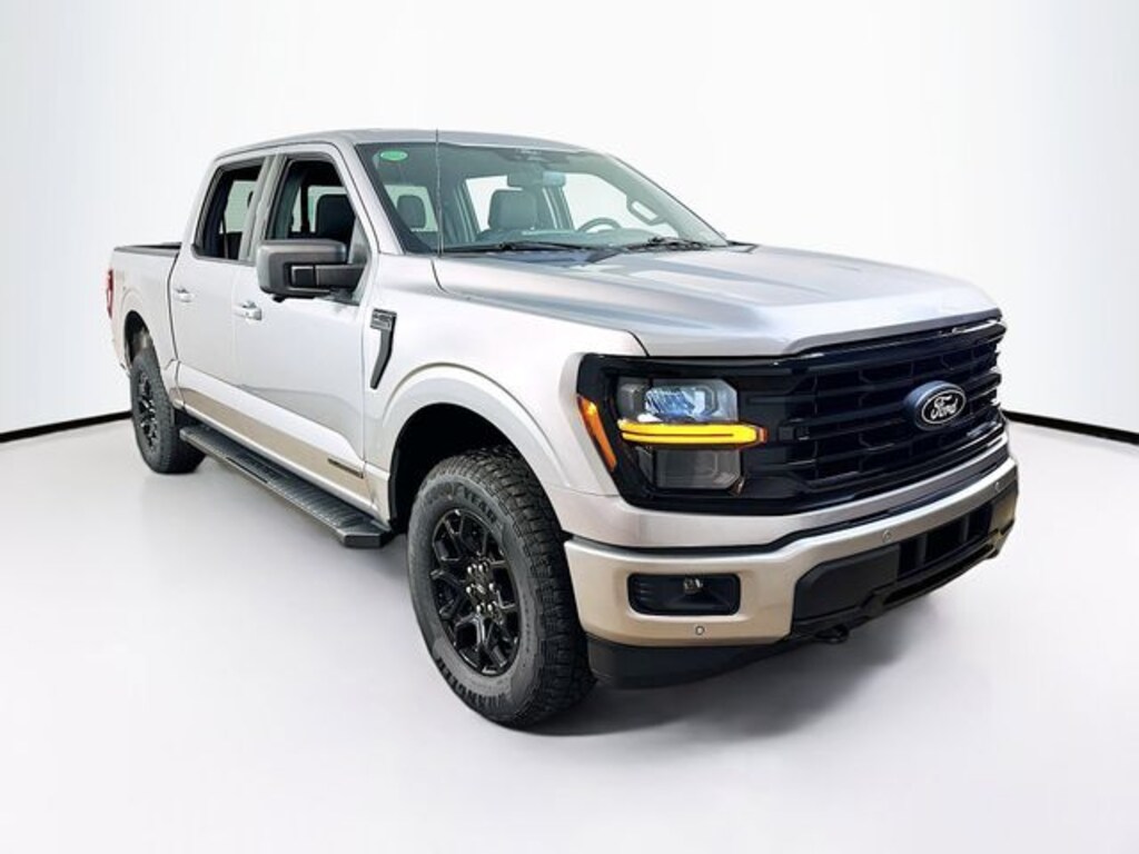 New 2025 Ford F-150 XLT Truck SuperCrew Cab
