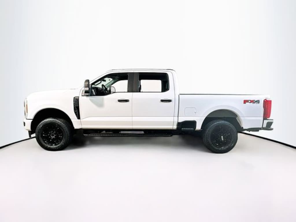 New 2026 Ford F-250 XL Truck Crew Cab