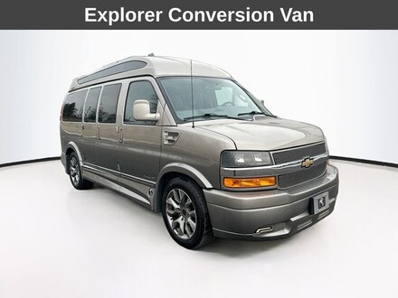2022 Chevrolet Express 2500 Conversion Van
