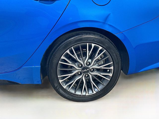 2023 Kia Forte GT-Line photo 3