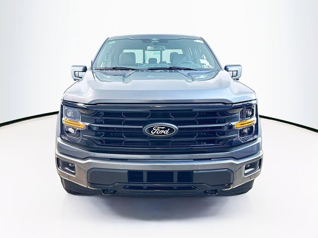2025 Ford F-150 XLT photo 2