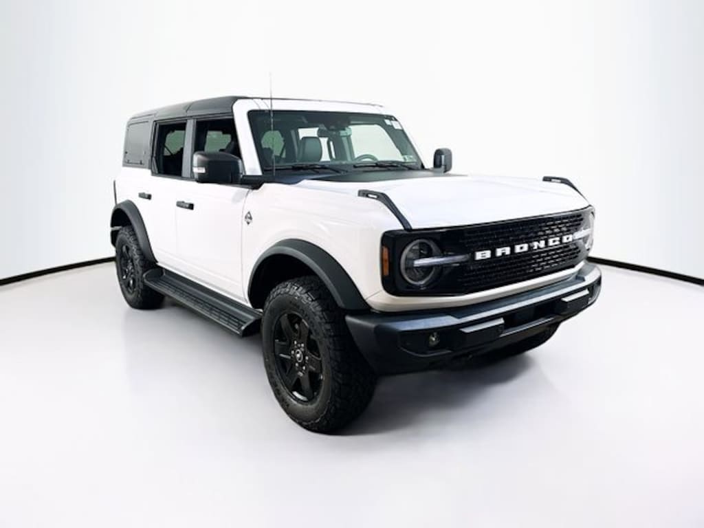 New 2025 Ford Bronco Outer Banks SUV