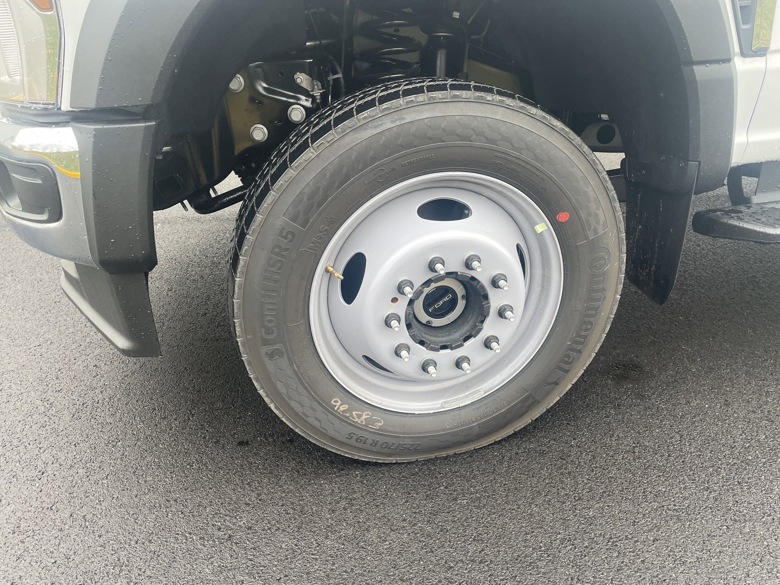 2024 Ford F-450 XL photo 4