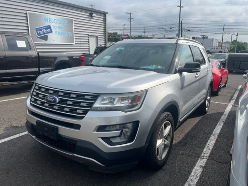 Used 2017 Ford Explorer XLT SUV