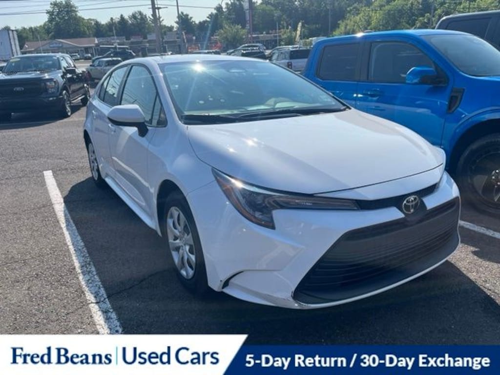 Used 2024 Toyota Corolla LE Sedan