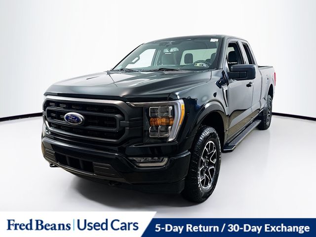 2023 Ford F-150 XLT photo 3