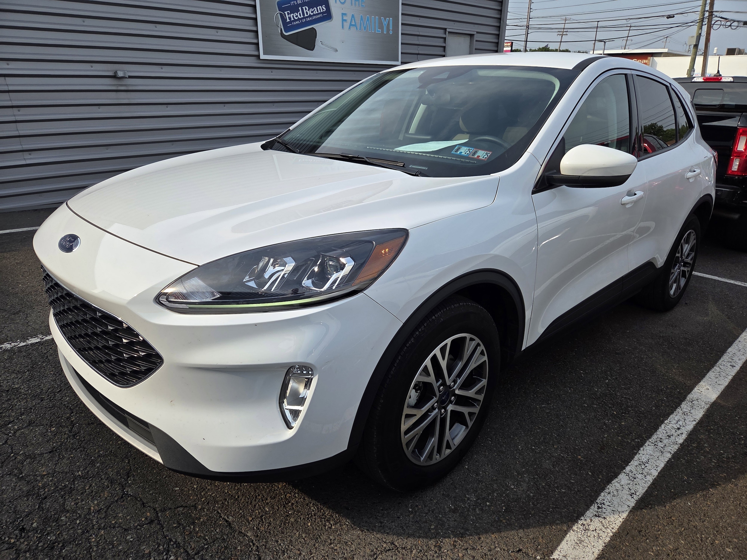 Used 2022 Ford Escape SEL with VIN 1FMCU9H63NUA98967 for sale in Langhorne, PA