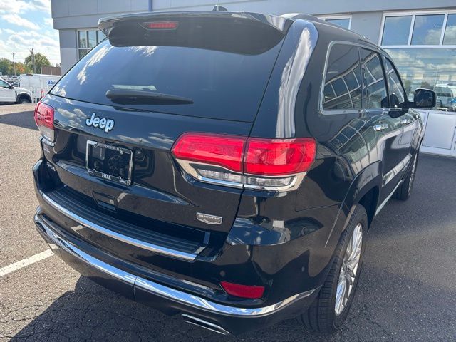 2017 Jeep Grand Cherokee Summit photo 3
