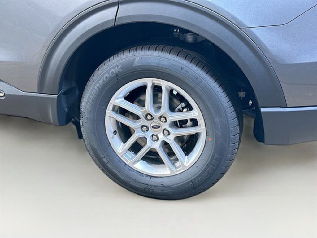 New 2025 Ford Explorer Active SUV