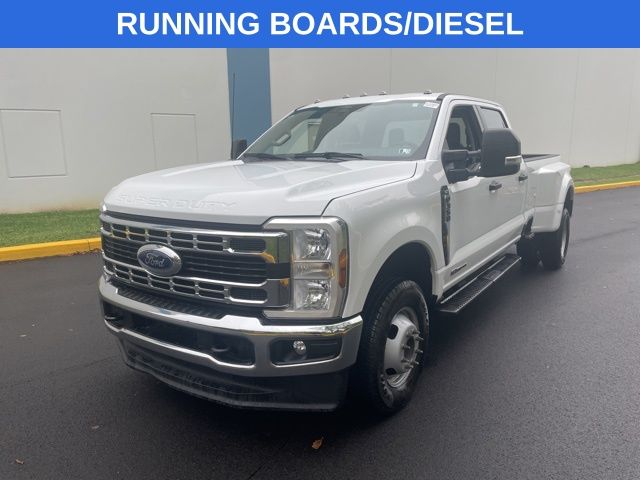 2024 Ford F-350 photo 3