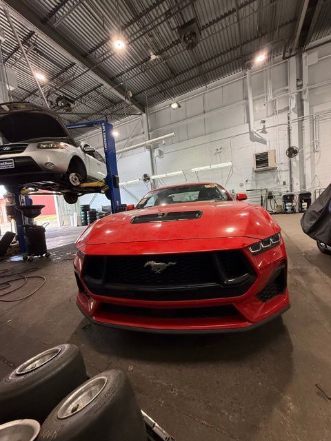 2024 Ford Mustang GT Premium photo 3