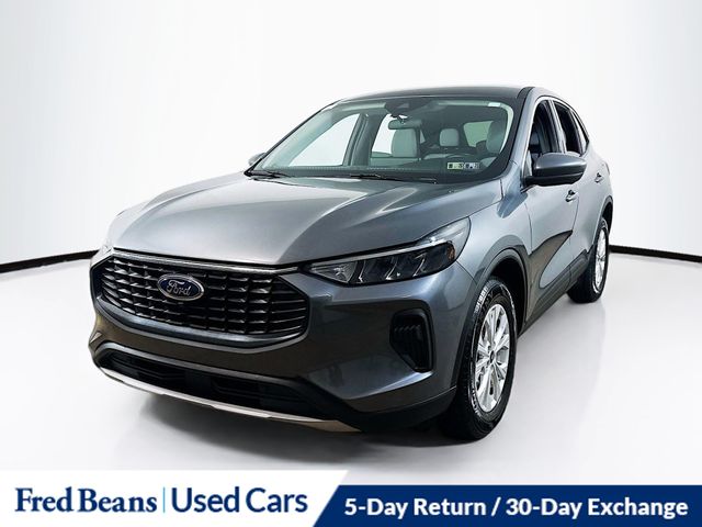 2023 Ford Escape Active photo 3