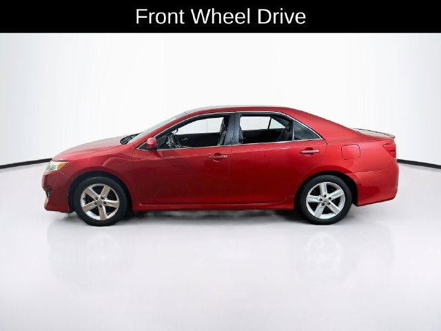 Used 2012 Toyota Camry SE Sedan