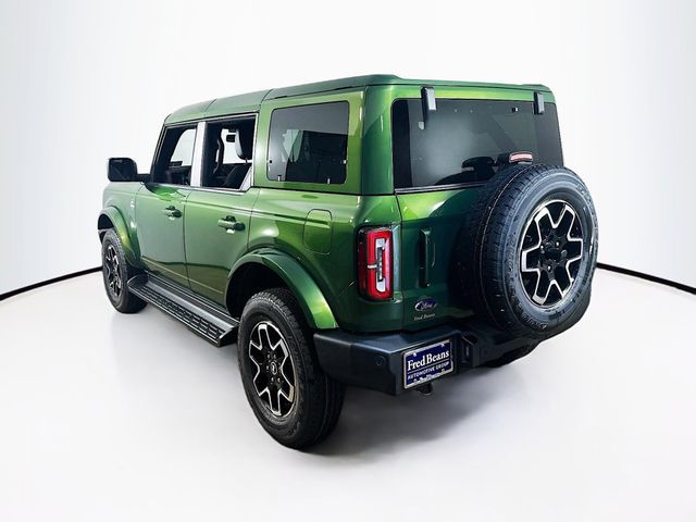 2025 Ford Bronco Outer Banks photo 3