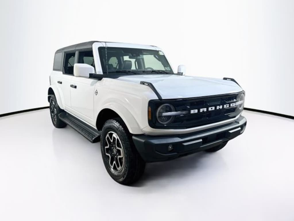 New 2026 Ford Bronco Outer Banks SUV