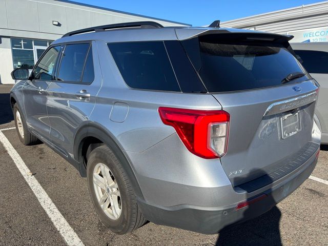 2022 Ford Explorer XLT photo 3