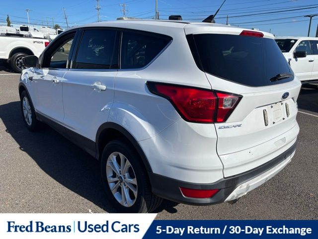 2019 Ford Escape SE photo 3