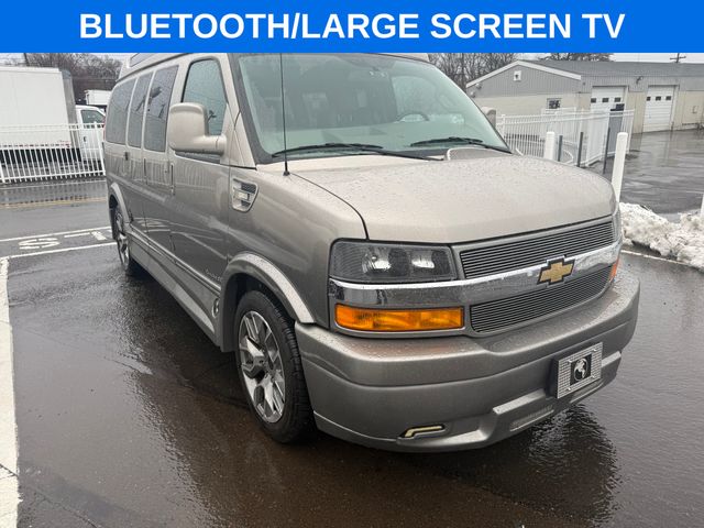 2022 Chevrolet Express Cargo Work Van's photo