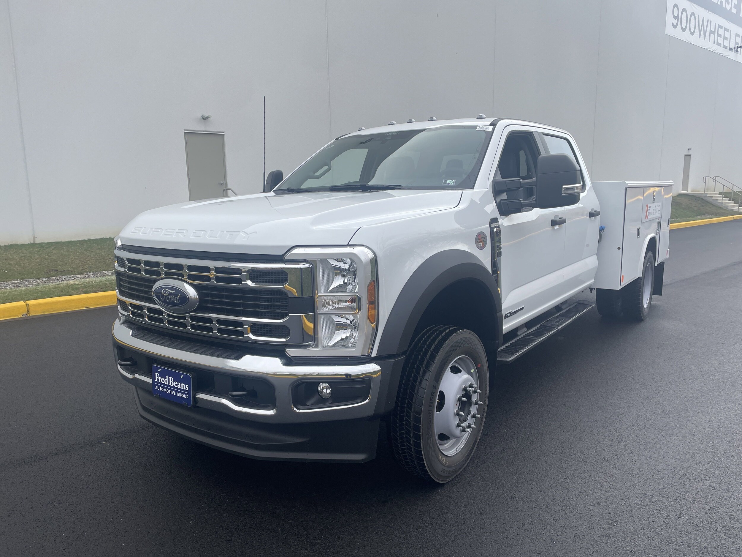 2024 Ford F-450 XL photo 3
