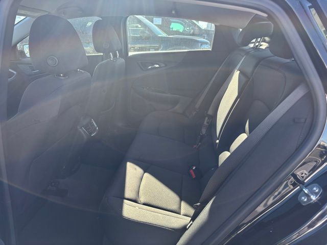 2023 Chevrolet Malibu 1LT photo 4