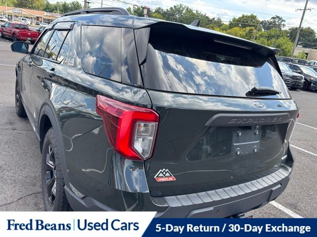 2022 Ford Explorer Timberline photo 2