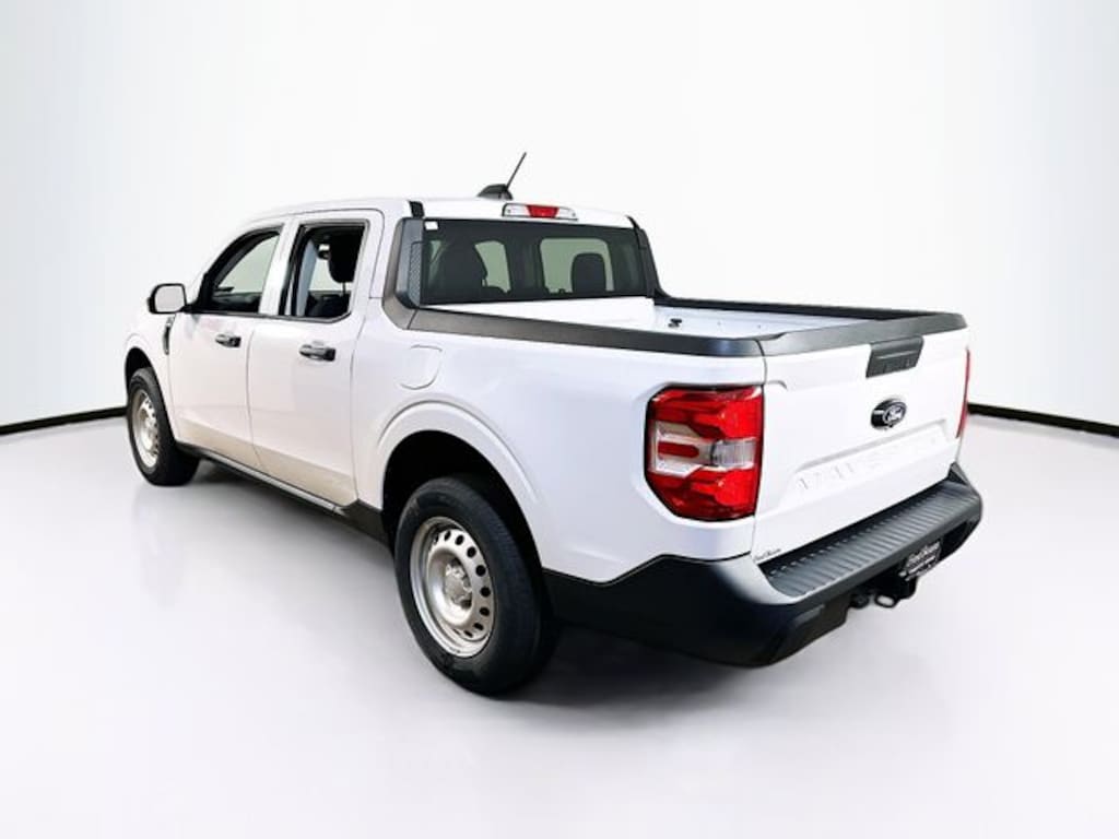 New 2025 Ford Maverick XL Truck SuperCrew