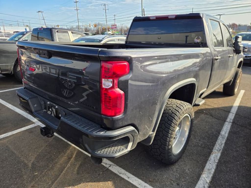 Used 2024 Chevrolet Silverado 2500HD Custom Truck Crew Cab
