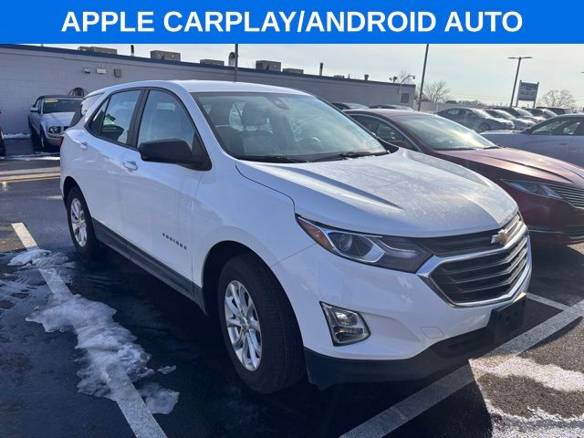2021 Chevrolet Equinox LS's photo