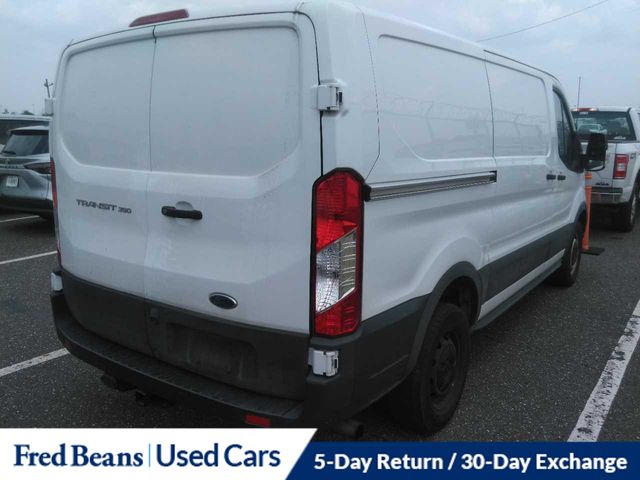 2022 Ford Transit photo 2