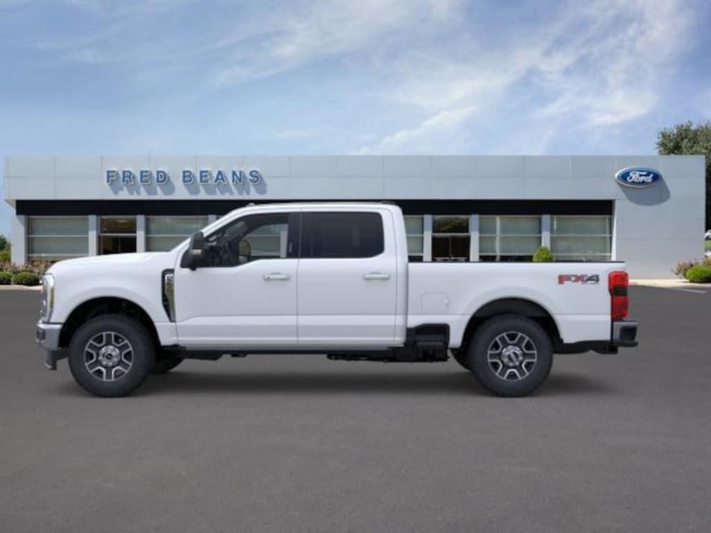 New 2026 Ford F-250 Lariat Truck Crew Cab