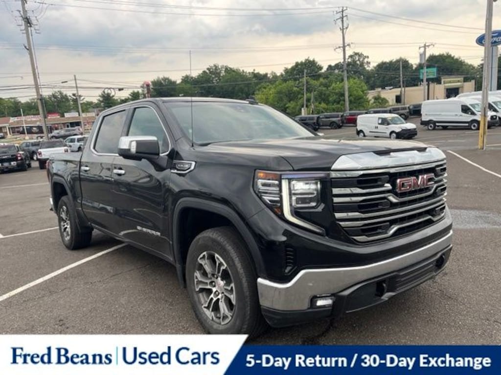 Used 2025 GMC Sierra 1500 SLT Truck Crew Cab