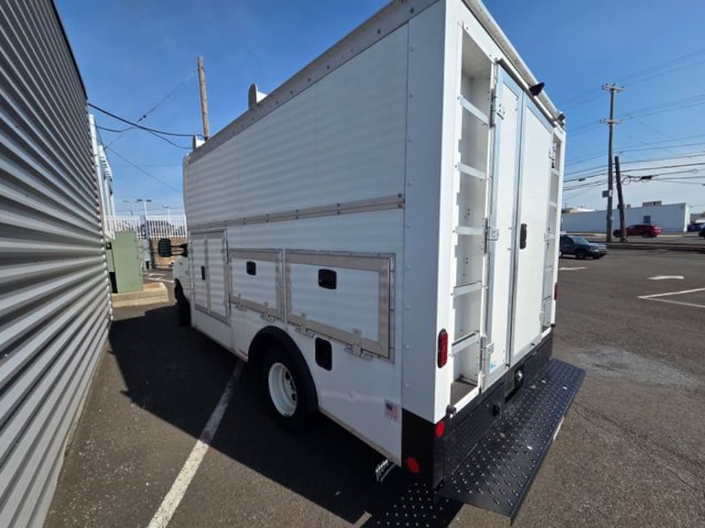 Used 2025 Ford E-350SD Truck
