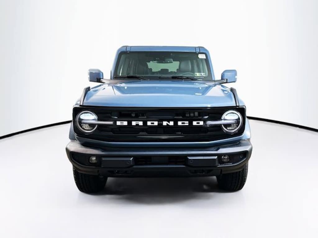 New 2025 Ford Bronco Outer Banks SUV