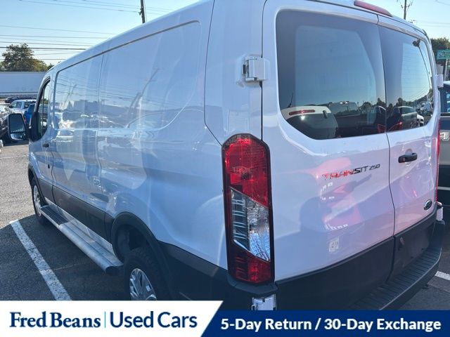 2024 Ford Transit photo 3