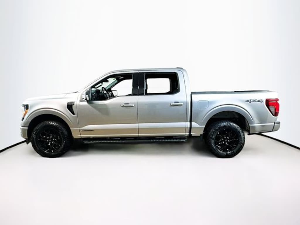 New 2025 Ford F-150 XLT Truck SuperCrew Cab