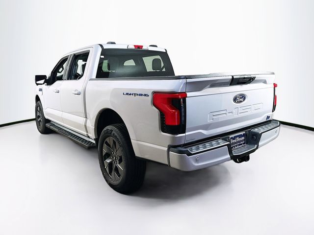 2025 Ford F-150 Lightning photo 4