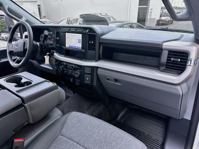 2026 Ford F-350 Super Duty XL - Photo 18