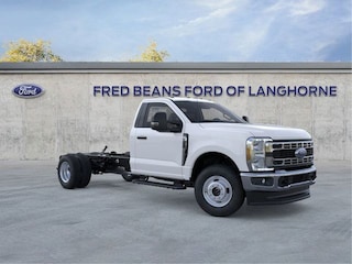 2025 Ford F-350 Chassis XL Truck Regular Cab 4x4