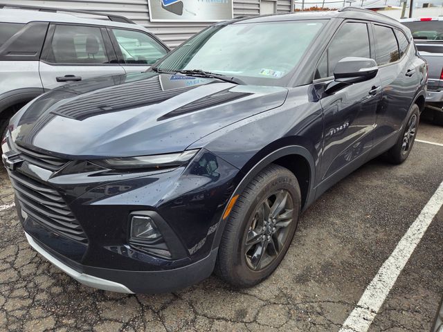 2020 Chevrolet Blazer 2LT photo 2