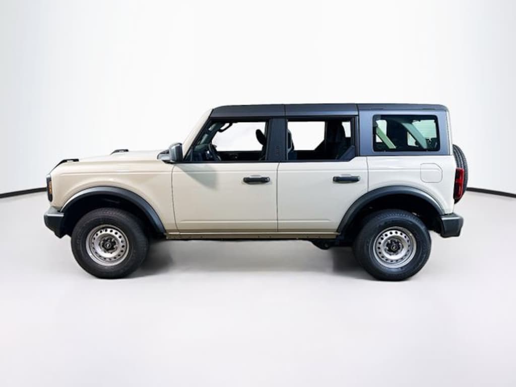New 2026 Ford Bronco Base SUV